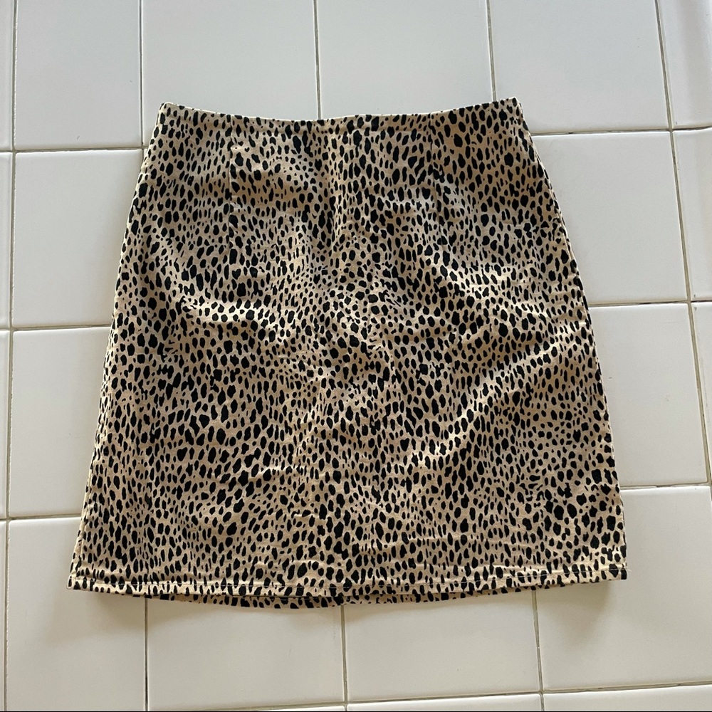 brandy melville phoebe skirt